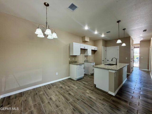 125 Palma Drive 2, Sunland Park, NM 88063