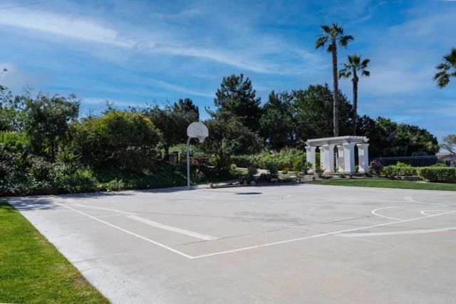 2395 Rancho Del Oro Road 30, Oceanside, CA 92056