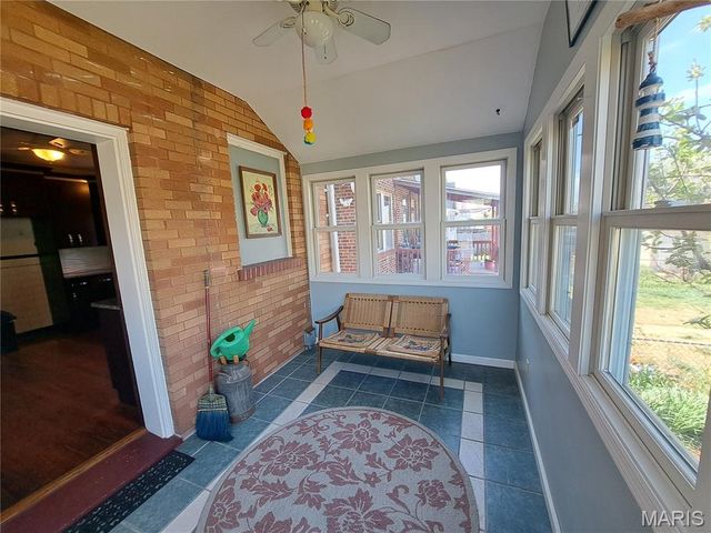 5239 Walsh Street, St Louis, MO 63109