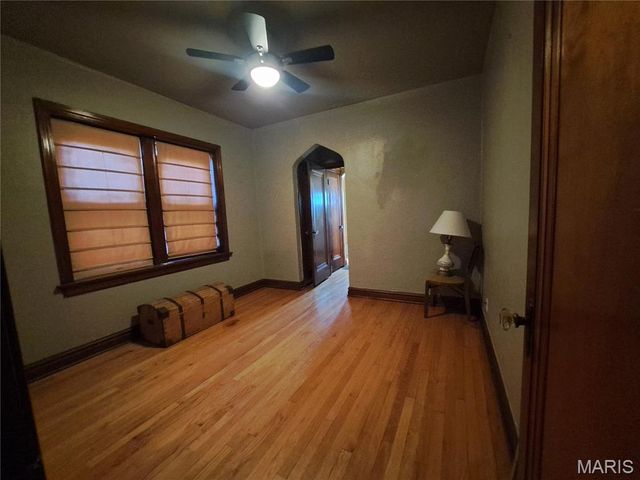 5239 Walsh Street, St Louis, MO 63109