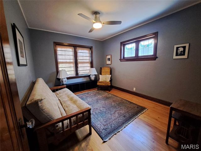 5239 Walsh Street, St Louis, MO 63109