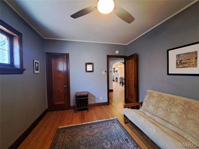 5239 Walsh Street, St Louis, MO 63109