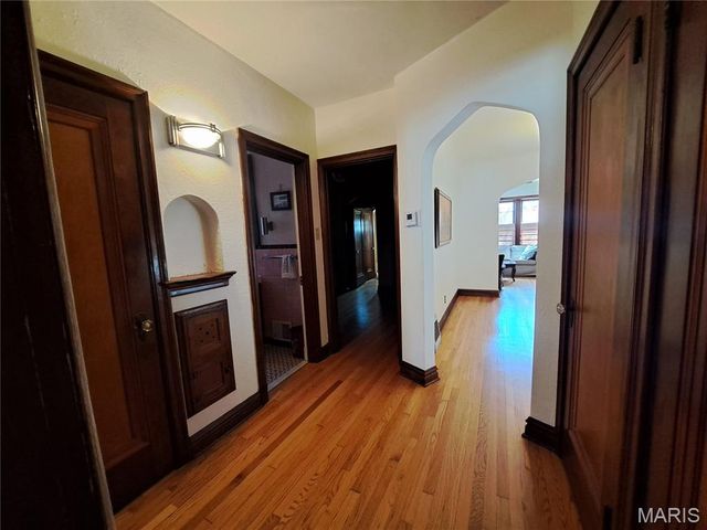 5239 Walsh Street, St Louis, MO 63109