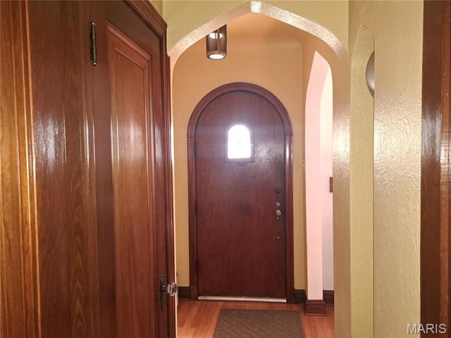 5239 Walsh Street, St Louis, MO 63109