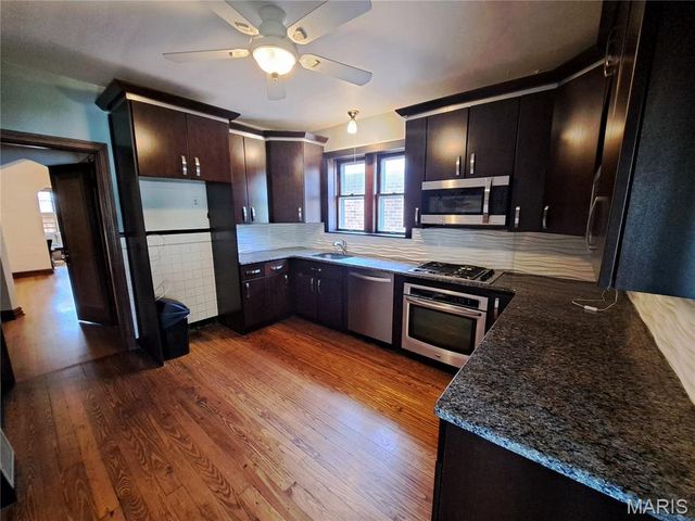 5239 Walsh Street, St Louis, MO 63109