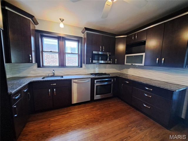 5239 Walsh Street, St Louis, MO 63109