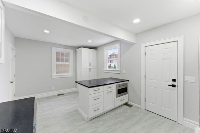 579 Newark Ave, Kenilworth Boro, NJ 07033
