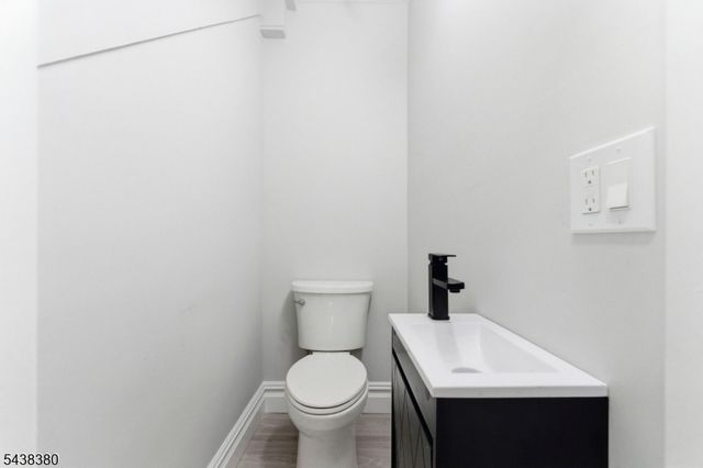 579 Newark Ave, Kenilworth Boro, NJ 07033