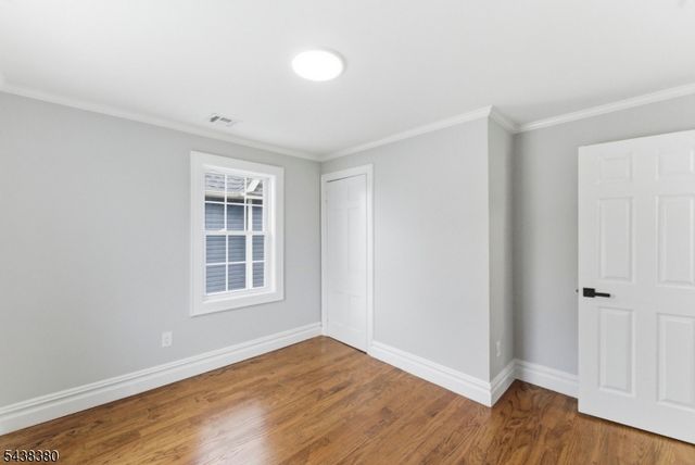 579 Newark Ave, Kenilworth Boro, NJ 07033