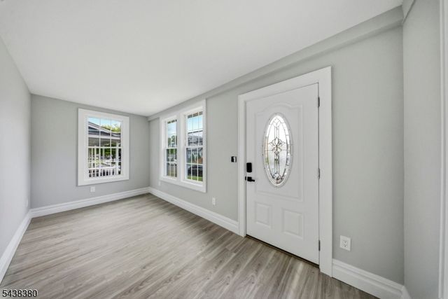 579 Newark Ave, Kenilworth Boro, NJ 07033