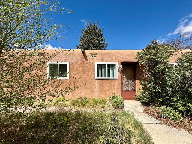 1621 Ben Hur Drive, Santa Fe, NM 87501