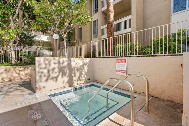 1885 Diamond St 2-322, San Diego, CA 92109