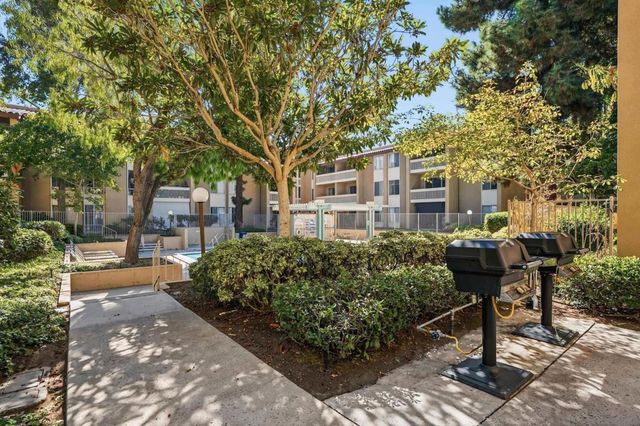 1885 Diamond St 2-322, San Diego, CA 92109