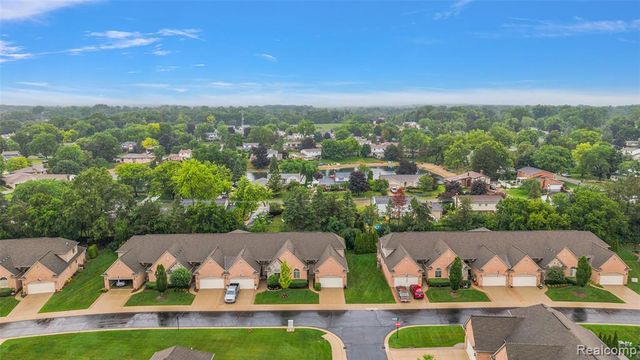2681 Kentwood Drive 69, Utica, MI 48316