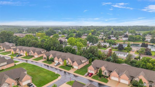 2681 Kentwood Drive 69, Utica, MI 48316
