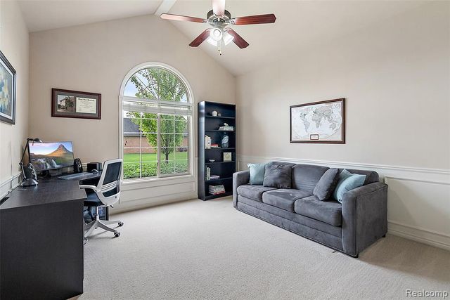 2681 Kentwood Drive 69, Utica, MI 48316