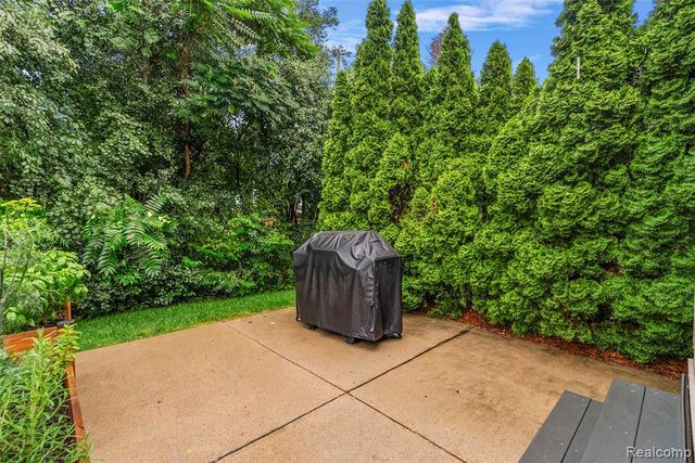 2681 Kentwood Drive 69, Utica, MI 48316