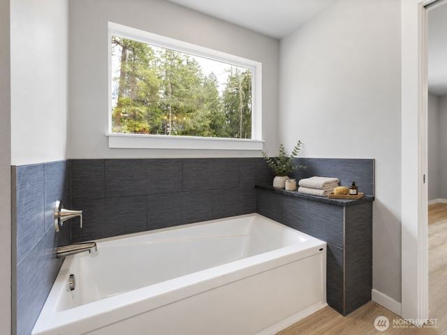 4132 Lakeview Avenue NW, Bremerton, WA 98312