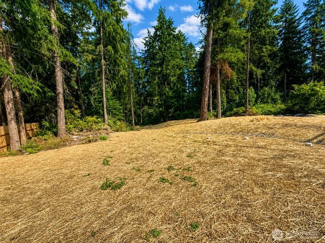 4132 Lakeview Avenue NW, Bremerton, WA 98312