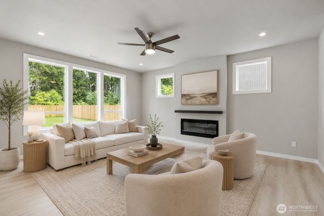 4132 Lakeview Avenue NW, Bremerton, WA 98312