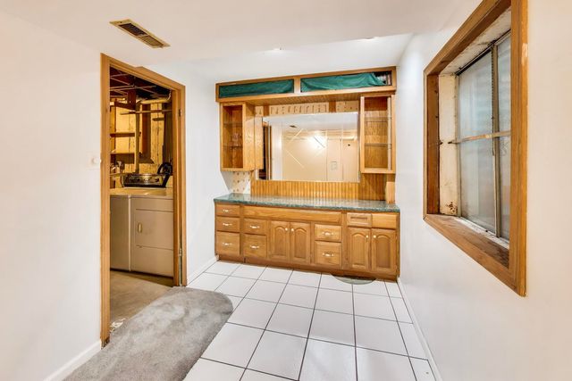 6235 Gold Circle 6235, Hanover Park, IL 60133