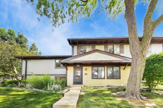 6235 Gold Circle 6235, Hanover Park, IL 60133