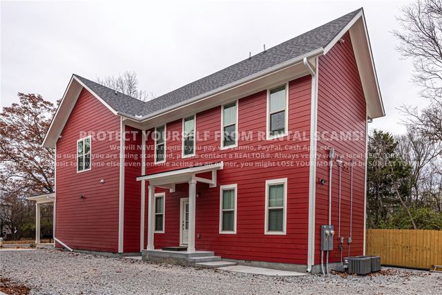 874 S Hill Avenue 101, Fayetteville, AR 72701