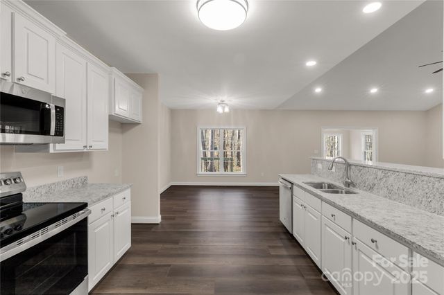 1489 Paraham Road S, York, SC 29745