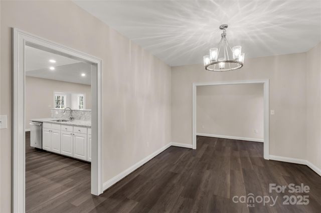 1489 Paraham Road S, York, SC 29745