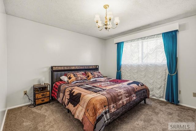 126 W 3 S, Sugar City, ID 83448