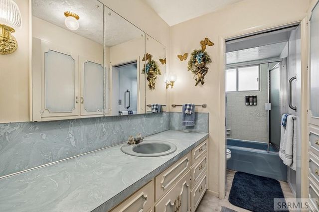 126 W 3 S, Sugar City, ID 83448