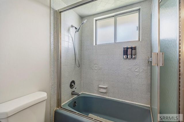 126 W 3 S, Sugar City, ID 83448