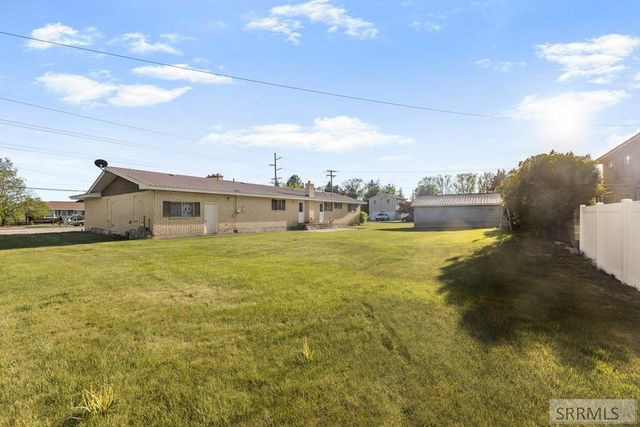 126 W 3 S, Sugar City, ID 83448