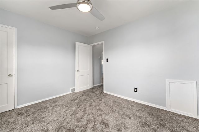 569 Loretto Road, Greenfield, PA 15217