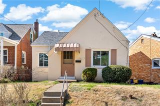 569 Loretto Road, Greenfield, PA 15217