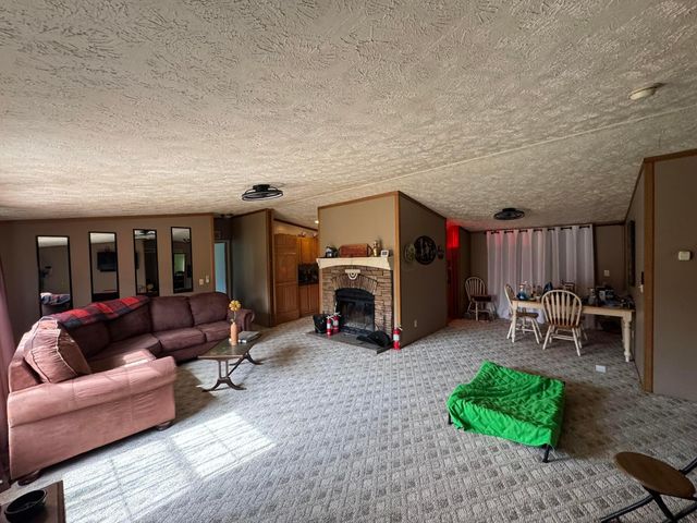 1934 County Rd 194, Fredericktown, OH 43019