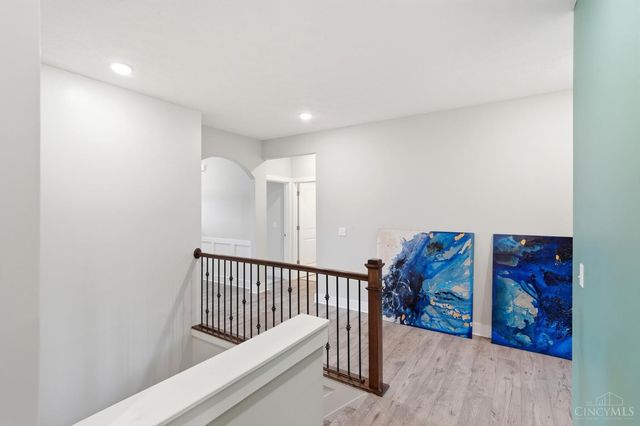 159 Holly Oak Court, Hamilton, OH 45013