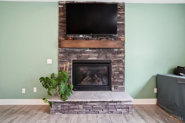 159 Holly Oak Court, Hamilton, OH 45013