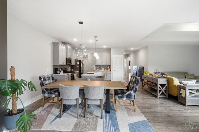 159 Holly Oak Court, Hamilton, OH 45013