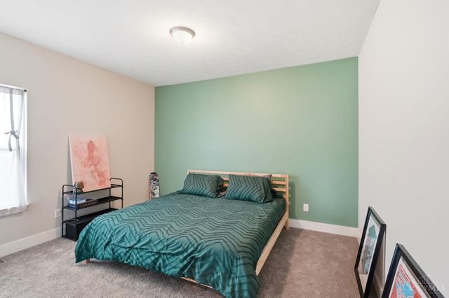 159 Holly Oak Court, Hamilton, OH 45013