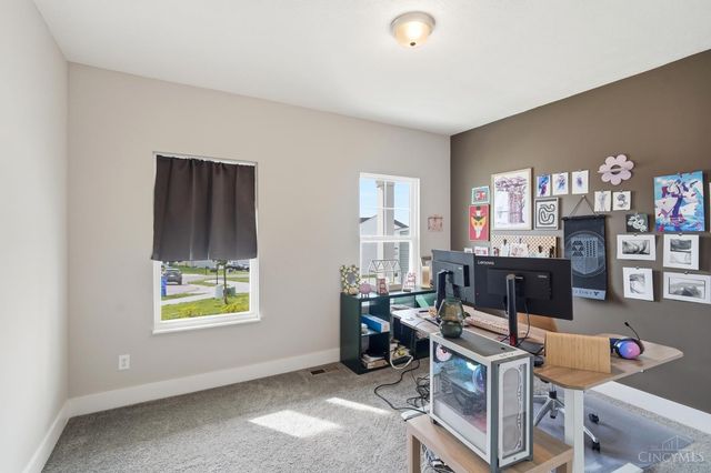 159 Holly Oak Court, Hamilton, OH 45013