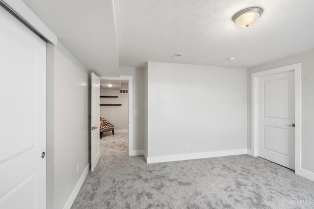 159 Holly Oak Court, Hamilton, OH 45013