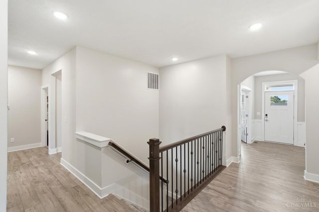 159 Holly Oak Court, Hamilton, OH 45013