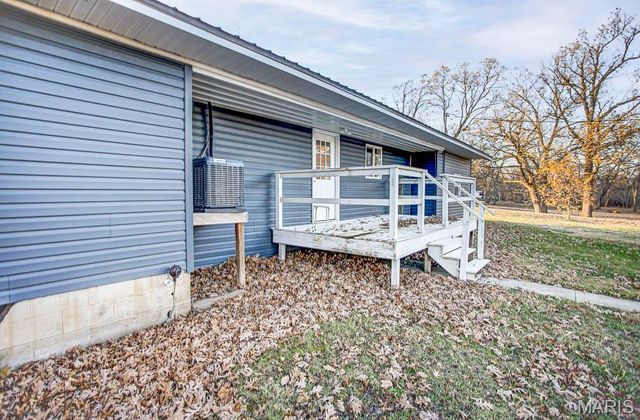 236 Gallinipper Road, Hardin, IL 62047