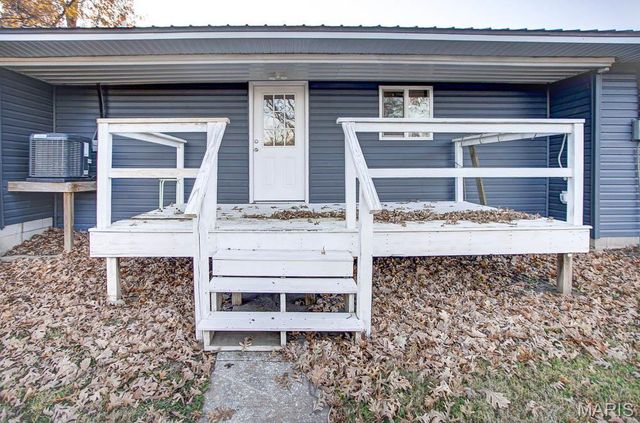 236 Gallinipper Road, Hardin, IL 62047