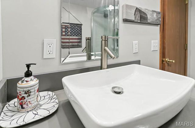 236 Gallinipper Road, Hardin, IL 62047