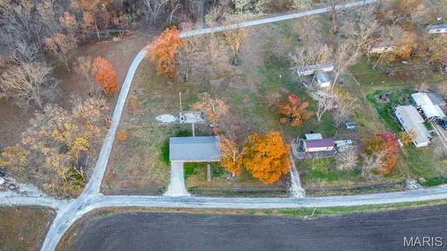 236 Gallinipper Road, Hardin, IL 62047