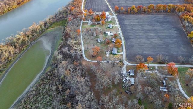 236 Gallinipper Road, Hardin, IL 62047