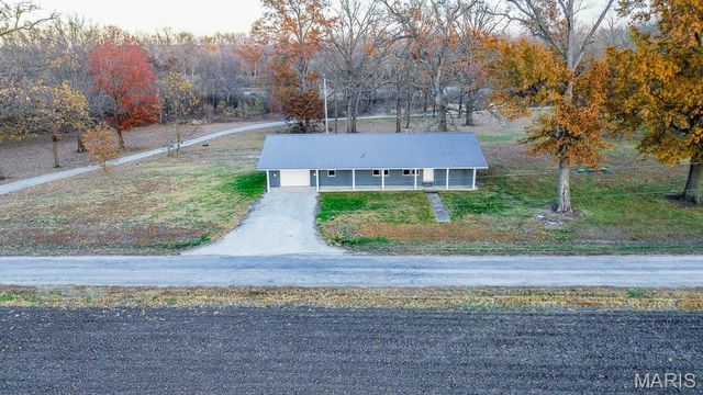 236 Gallinipper Road, Hardin, IL 62047