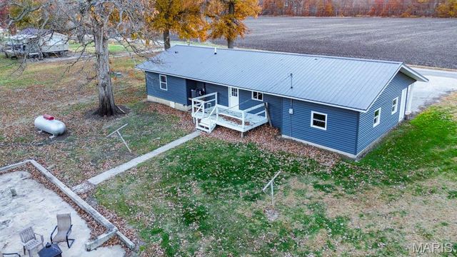236 Gallinipper Road, Hardin, IL 62047